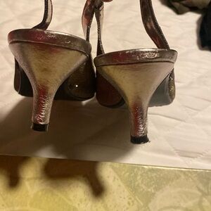 J Renee  woman’s silver after five shoe